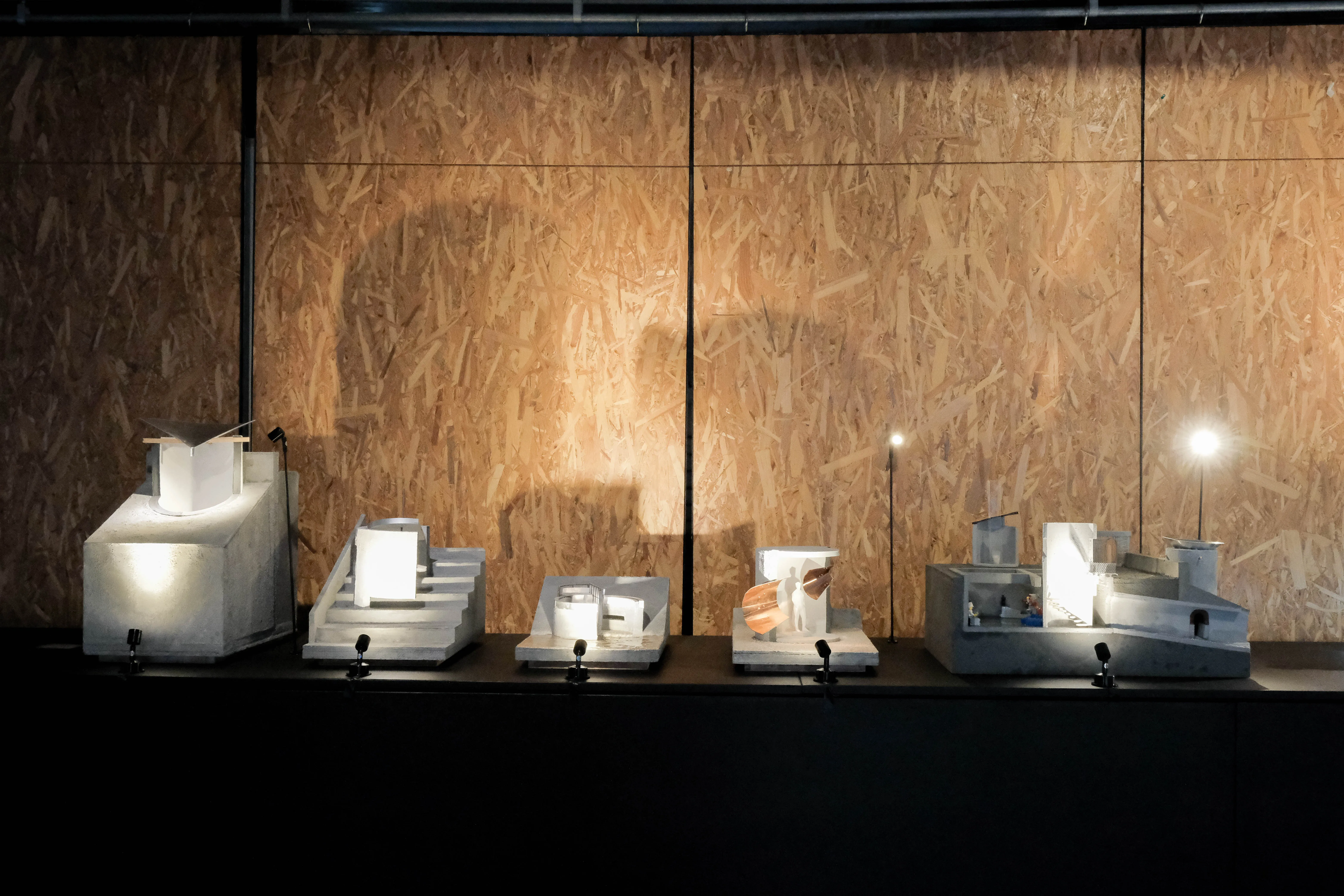 Temporal Fabric of Boundaries